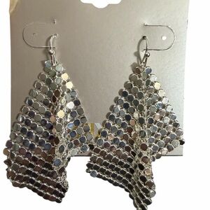 Mixit Womens Hypoallergenic Drop Earrings! Beautiful! Great gift idea! Brand new